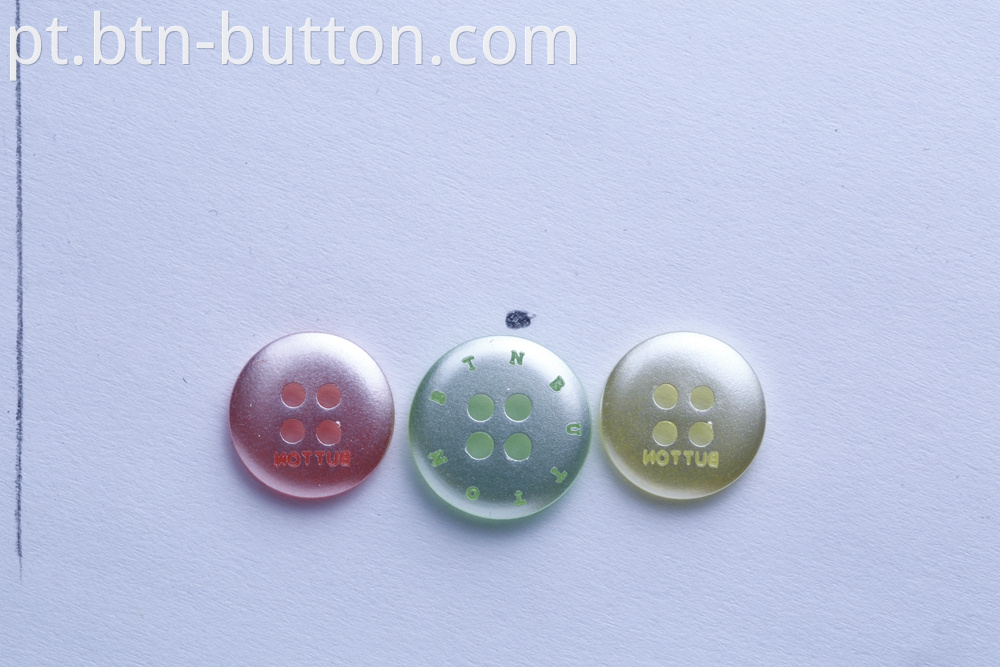  Unbreakable Garment Resin Buttons